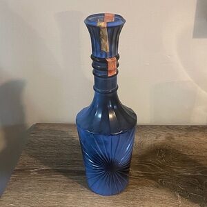 Jim Beam Choice Vintage 1970’s Blue Indigo Glass Decanter Collectible Starburst
